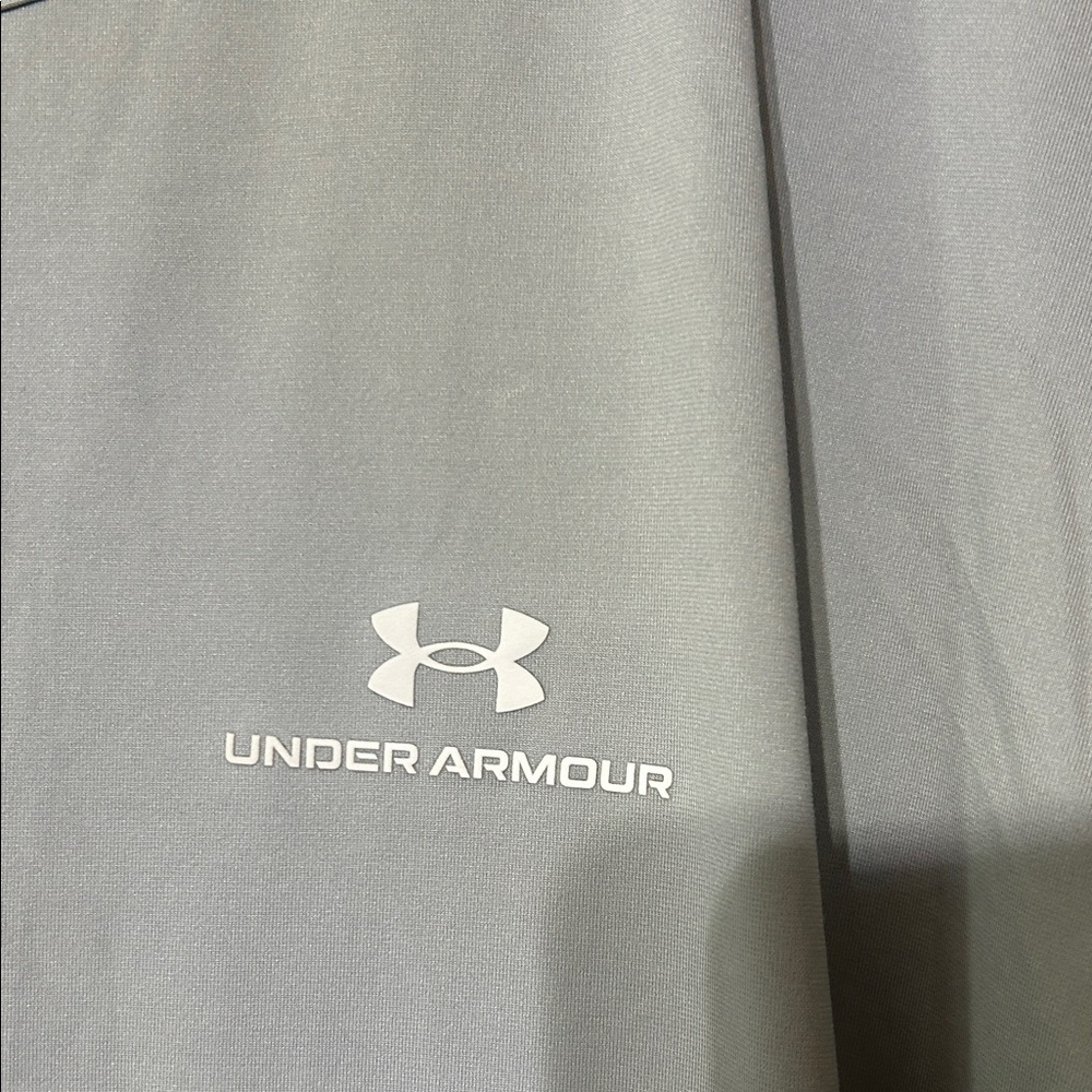 Under Armour Men's Light Gray Short Sleeve Tee - Picture 2 of 4
